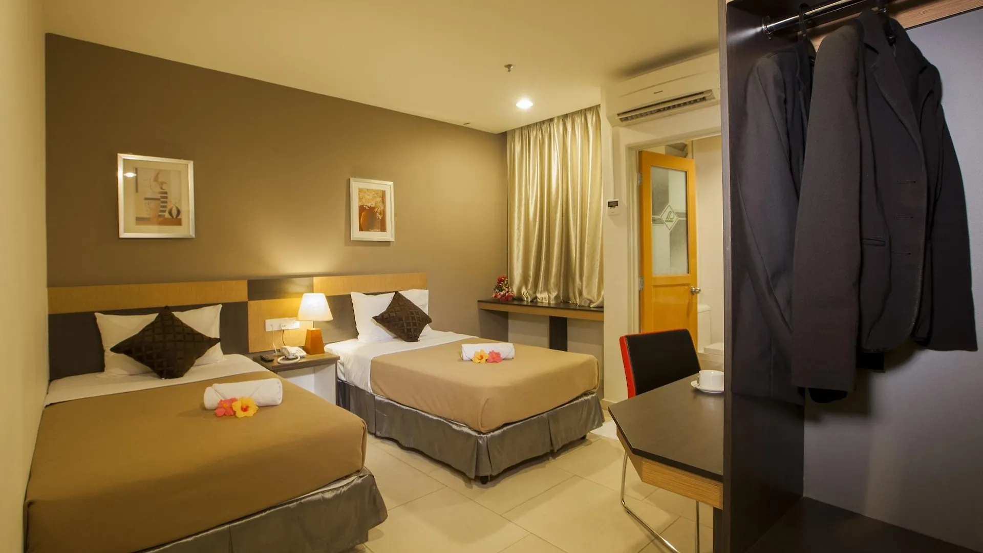 Leo Express Hotel Kuala Lumpur 3*,